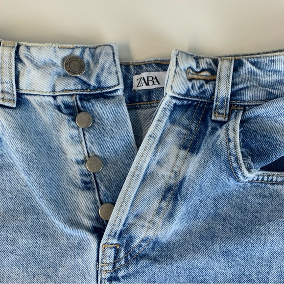 Zara Women’s High Rise Rigid Denim Cut Off Button Fly Jean Shorts Size 2 - Picture 3 of 8